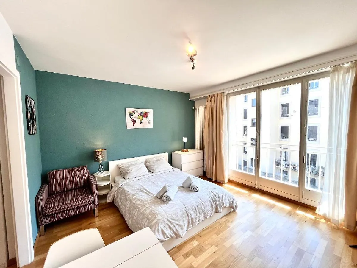 Boutique Central Studio, 5' From The Lake Geneva 0*,