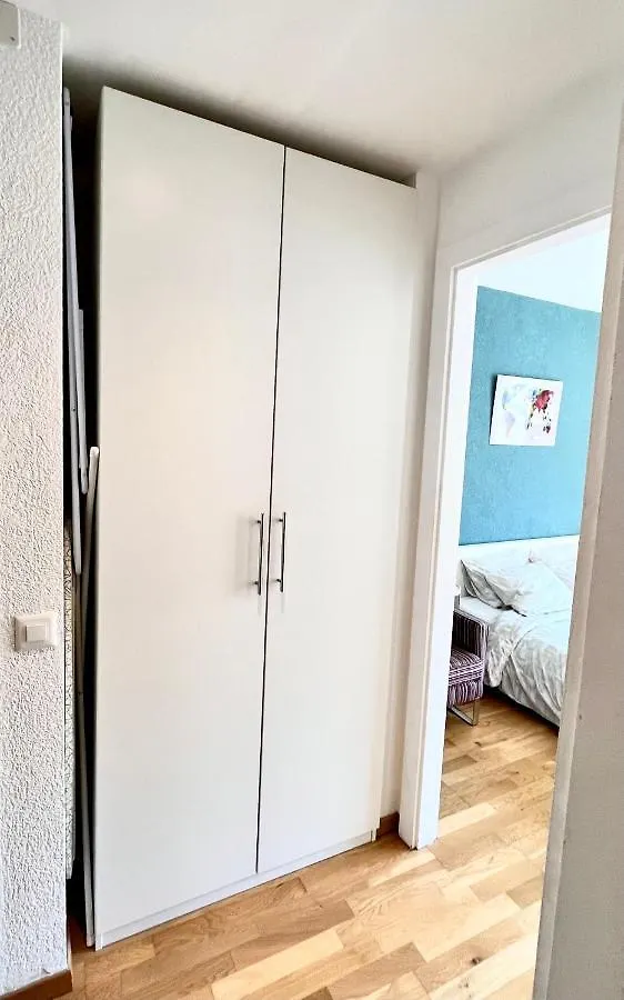 Boutique Central Studio, 5' From The Lake Geneva 0*,  Switzerland